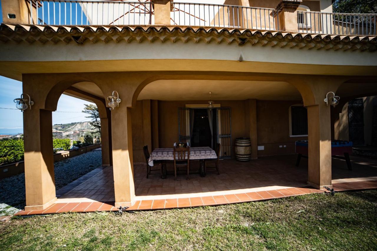 Con Piscina Privata A 2 Kilometri Da Tropea Villa Gasponi