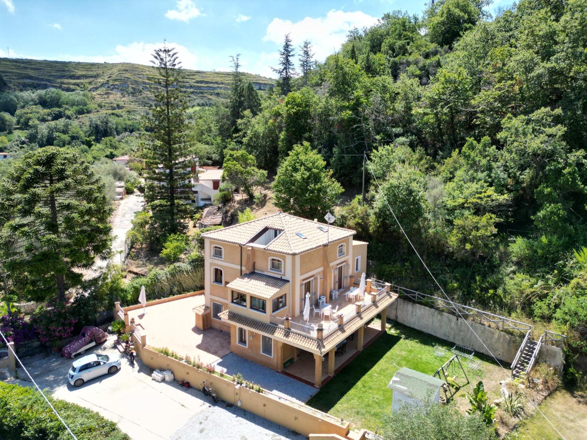 Villa Con Piscina Privata A 2 Kilometri Da Tropea *